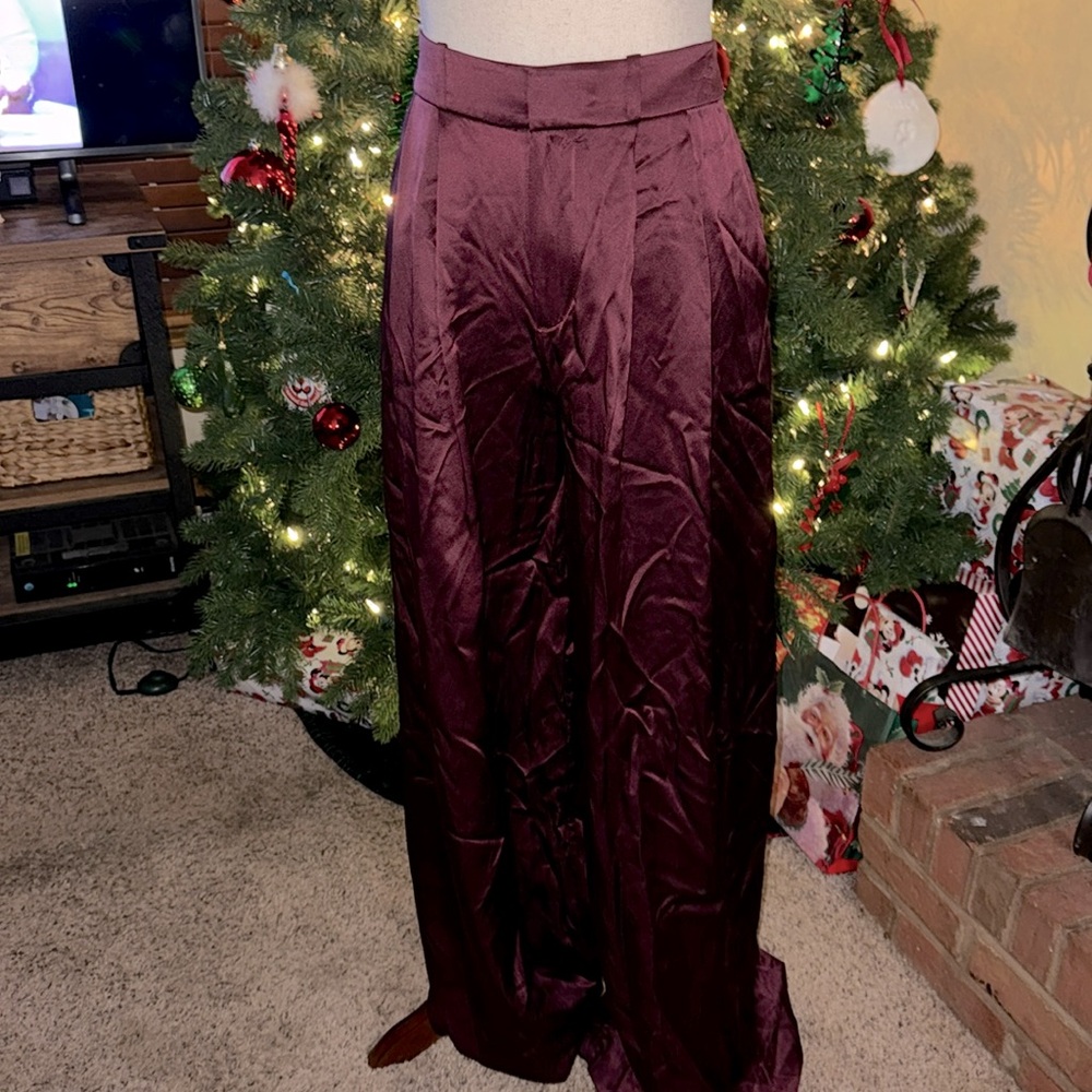 Banana Republic silk high waisted pants ￼